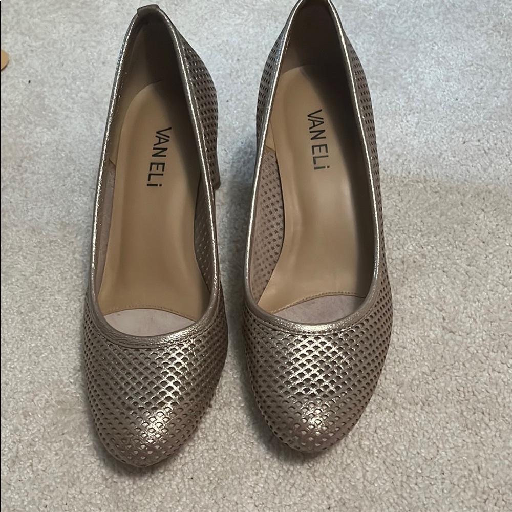 Vaneli Women's Metallic Pumps